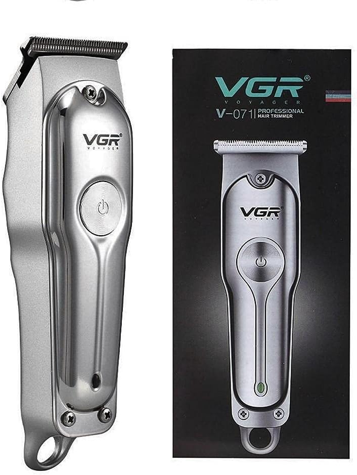 ماكينة تشذيب الشعر الاحترافية من في جي ار – V-071 من الفولاذ مقاوم للصدأ بشحن USB مع 3 أمشاط